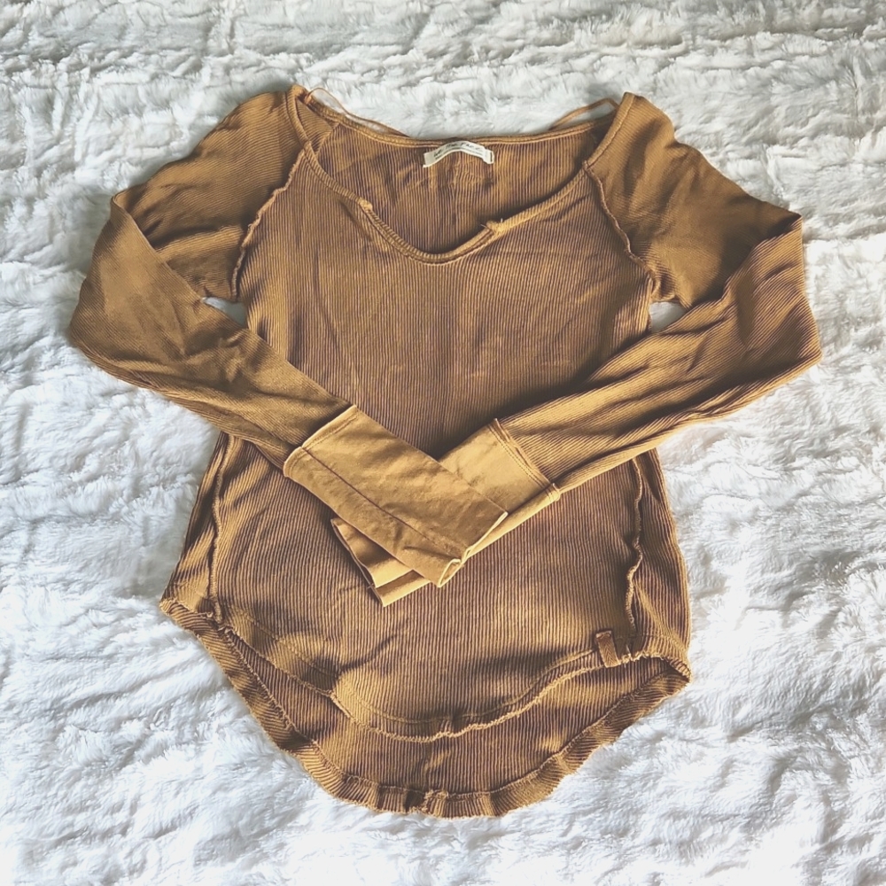 FREE PEOPLE, WE THE FREE, Sz S, V Neck, Long Sleeve, Golden, Ribbed, Fitted, Top